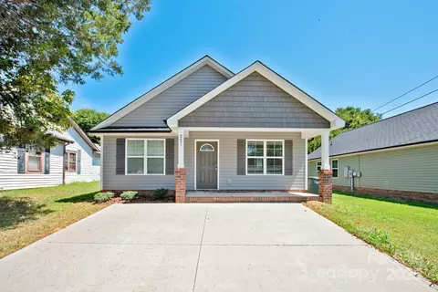 221 Tournament Sw Dr SW, Concord, NC 28025