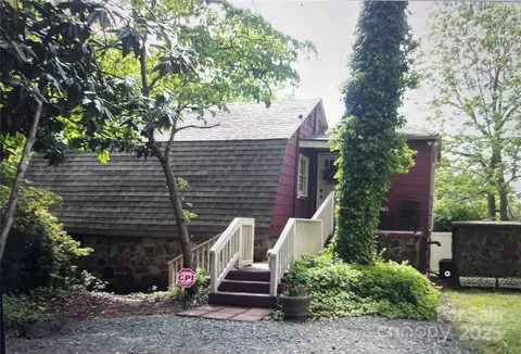 1115 N Main St, Mount Holly, NC 28120
