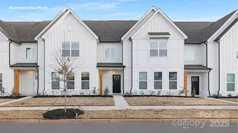 310 Ginsberg Rd, Rock Hill, SC 29732