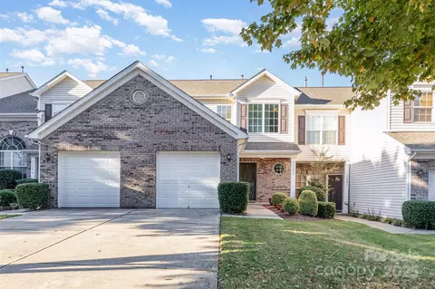 12210 Stratfield Place Cir, Pineville, NC 28134
