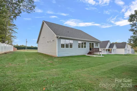155 Rimrock Rd, Harmony, NC 28634 photo 32
