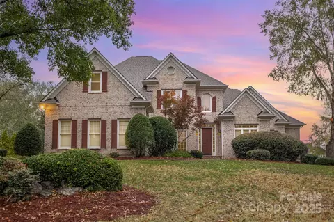 8000 Rockland Trl, Waxhaw, NC 28173