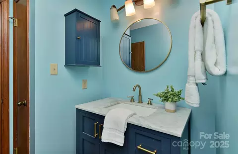 Bath - 5903 Griffith Rd, Monroe, NC 28112 photo 3 of 3