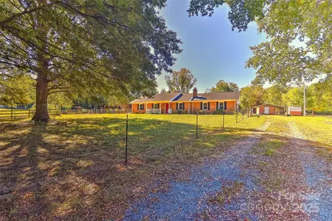 5903 Griffith Rd, Monroe, NC 28112