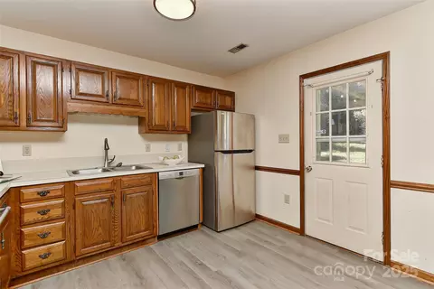 Kitchen - 5903 Griffith Rd, Monroe, NC 28112 photo 3 of 3