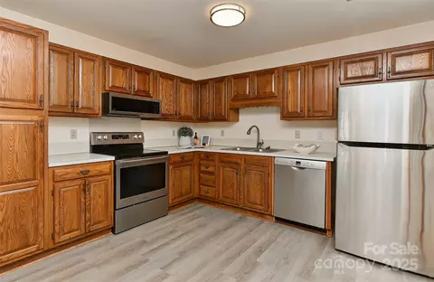 Kitchen - 5903 Griffith Rd, Monroe, NC 28112 photo 1 of 3