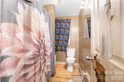 Bath - 1209 3rd St, Spencer, NC 28159 photo 1 of 1