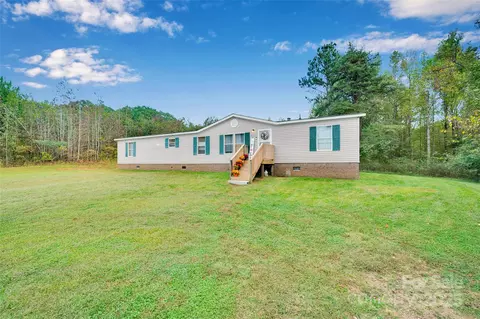 Exterior - 2824 Harmony Hwy, Harmony, NC 28634 photo 2 of 3