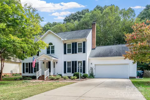 2138 Kilkenney Hill Rd, Matthews, NC 28105