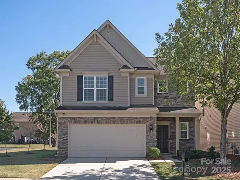 6621 Central Pacific Ave, Charlotte, NC 28210