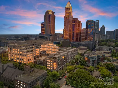 400 N Church 208 St #208, Charlotte, NC 28202