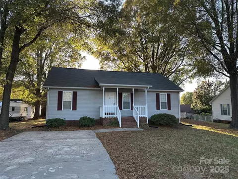 75 Eden Nw St NW, Concord, NC 28027