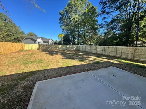 Exterior - 2109 Confederate St, Monroe, NC 28110 photo 1 of 2