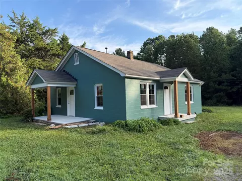 2791 Neill Rd, Lancaster, SC 29720