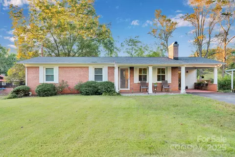 5006 Poplar View Ln, Granite Falls, NC 28630