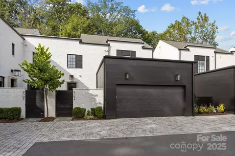 9004 Tynecastle Commons Ct, Charlotte, NC 28226