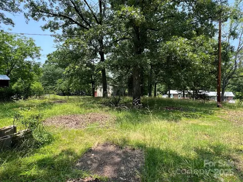 00 Marion 2 St #2, Lancaster, SC 29720 photo 2