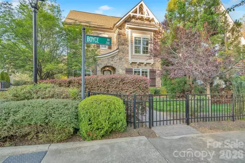 131 Boyce Rd, Charlotte, NC 28211