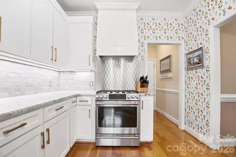 Kitchen - 811 4th Ne St NE, Conover, NC 28613 photo 1 of 5