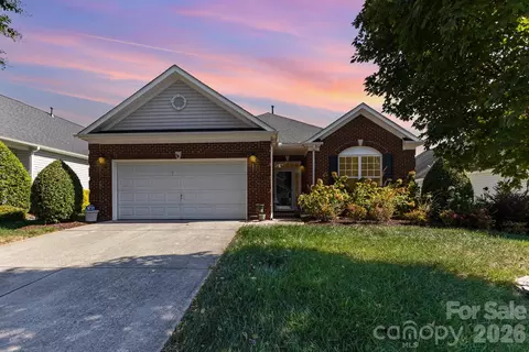 881 Platinum Dr, Fort Mill, SC 29708