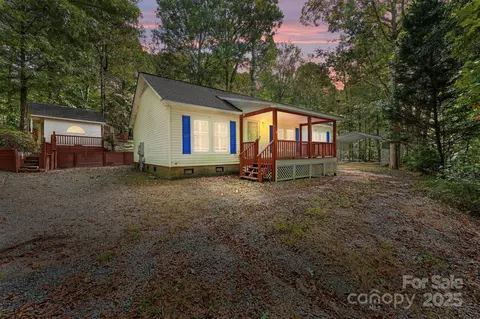 38692 Smoke Ridge Rd, New London, NC 28127