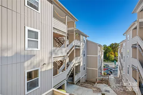 229 E King 17 St #17, Boone, NC 28607
