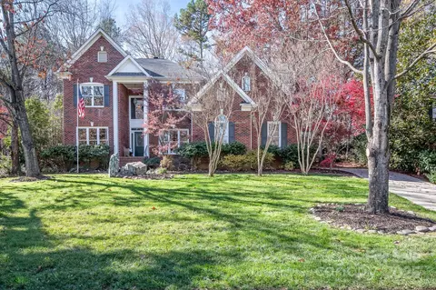 16033 Agincourt Dr, Huntersville, NC 28078