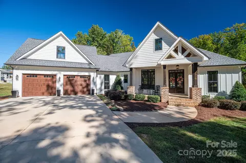 2616 Lee Lawing Rd, Lincolnton, NC 28092