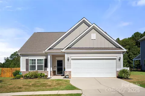 12828 Aberdeen Park Dr, Huntersville, NC 28078