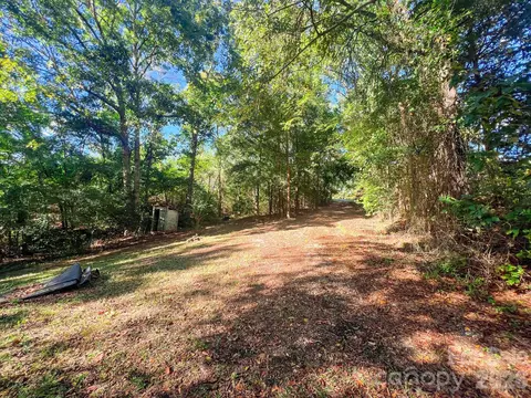 Exterior - 122 Ranson Rd, Lancaster, SC 29720 photo 5 of 5