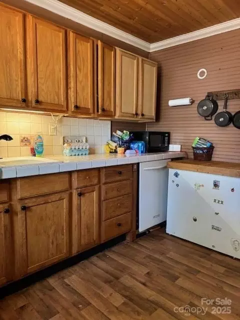 718 E Union St, Morganton, NC 28655 photo 9
