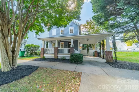 2823 Whiting Ave, Charlotte, NC 28205