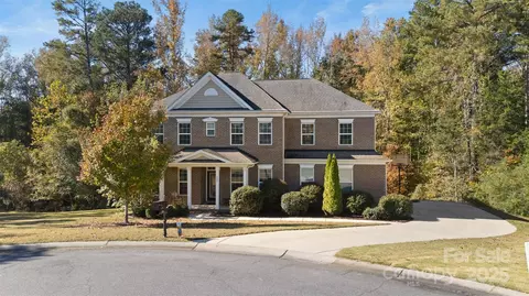 525 Longhorn Dr, Rock Hill, SC 29732