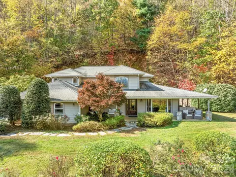 336 Berry Ln, Bryson City, NC 28713