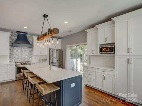 2125 Ashley River Rd, Waxhaw, NC 28173