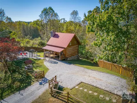 1580 W Tate St, Marion, NC 28752