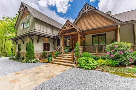 264 Jocassee Trl, Sapphire, NC 28774