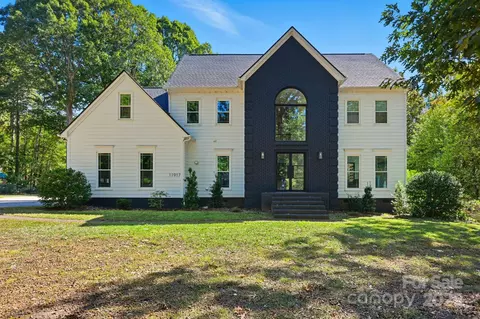 11917 Shady Oak Ct, Mint Hill, NC 28227