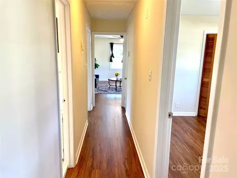 Entry Way - 1048 Tec Rd, Cheraw, SC 29520 photo 1 of 1