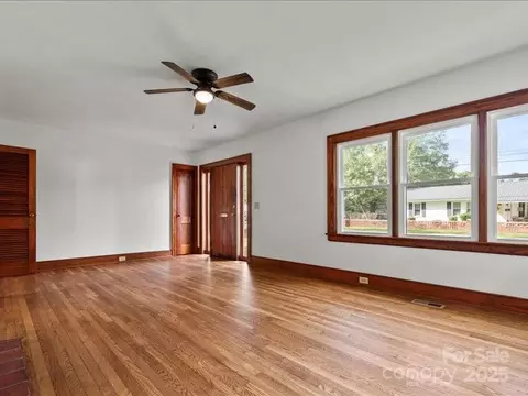 37 Lynn Ave, Cheraw, SC 29520 photo 6