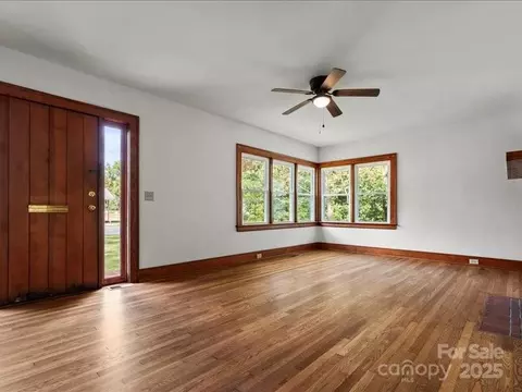 37 Lynn Ave, Cheraw, SC 29520 photo 5