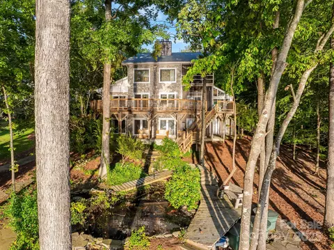 122 Mountain Harbor Dr, Lexington, NC 27292