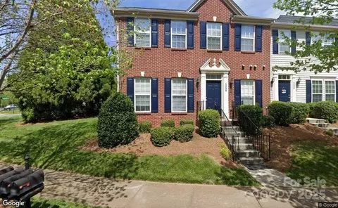 8236 Bridgegate 326 Dr #326, Huntersville, NC 28078