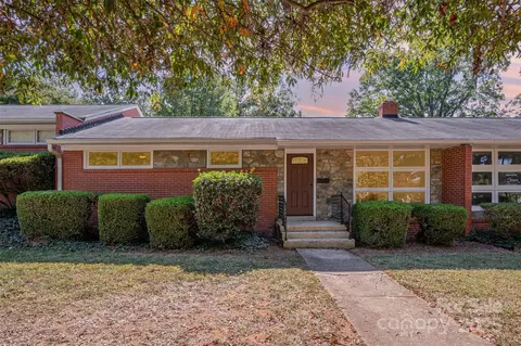 1015 Andover Rd, Charlotte, NC 28211