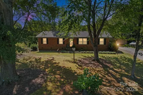 2312 Honeycutt Simpson Rd, Monroe, NC 28110
