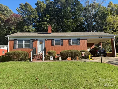 1015 8th Sw Ave SW, Conover, NC 28613