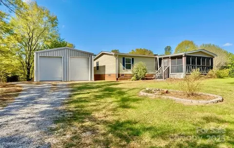 1409 Clayton Dr, Chester, SC 29706