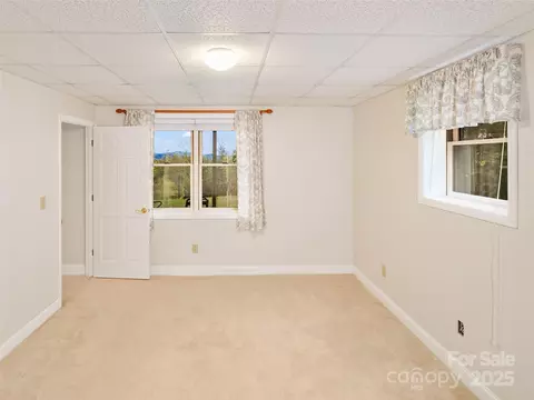105 Bluebird Ln, Spruce Pine, NC 28777 photo 35