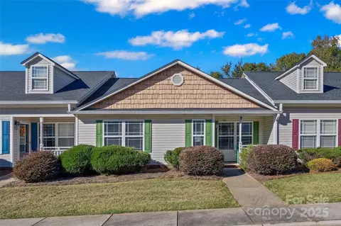 446 Guiness Pl, Rock Hill, SC 29730