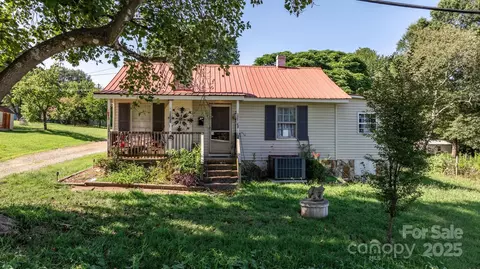 1806 18th Ne St NE, Hickory, NC 28601